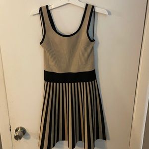 Guess dress, looks brand new. Worn once.